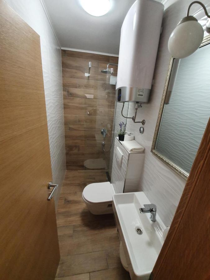 Apartamento Rustic House Diklo 20M From The Sea Zadar Exterior foto